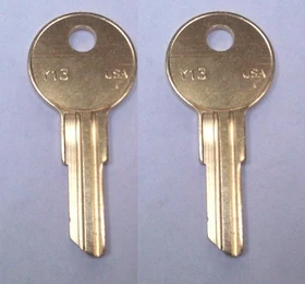 DeeZee Tractor Supply Tool Box Keys Pre-Cut To Your Key Code Codes EC801-EC820