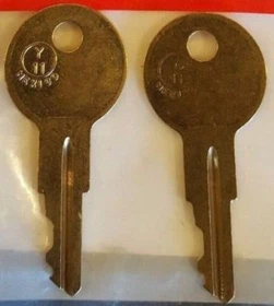 RH1-RH50 2 KEYS FOR HUSKY / DELTA TOOL BOX ON A PICK UP TRUCK KEY CODE: RH1-RH50