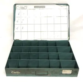 18-1-8X12-1-8X3 CURTIS Tool Dividers
