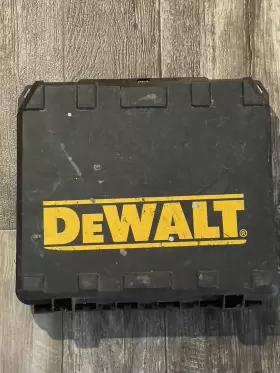 DW059K DEWALT Volt Drill
