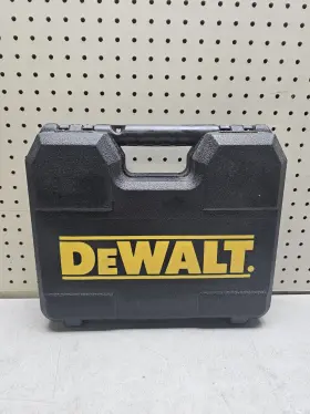 DW953K-2 DEWALT Cordless Clutch Driver Drill Secure