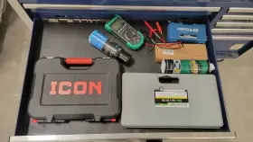 H52MWC10BLU HUSKY Drawer Tool Box Auto Kit