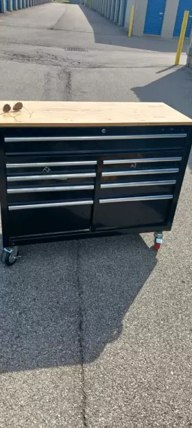 HOTC4609B1QBD HUSKY Drawer Mobile Tool Cabinet Solid Wood Top