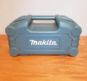 6723DW MAKITA Cordless Screwdriver #2