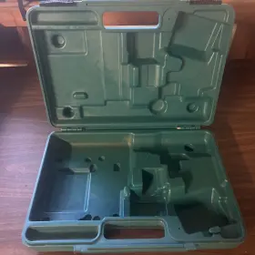 8246351 MAKITA Cordless Driver Drill Tool Box
