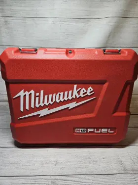 2904-22 MILWAUKEE Fuel Hammer Drill Driver Kit