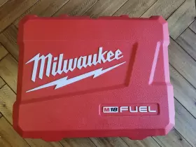 2960-22 MILWAUKEE Fuel Tool