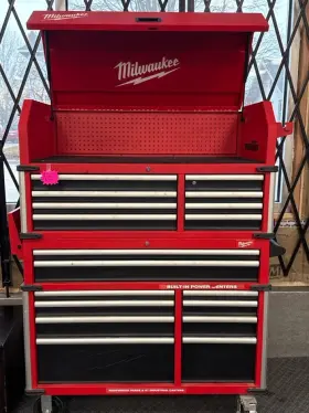 48-22-8541 MILWAUKEE TOOLS Top Bottom Total Drawers Rolling