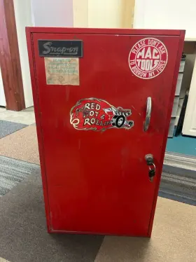KR-272 SNAP-ON Wall Hangable Tool Box Cabinet