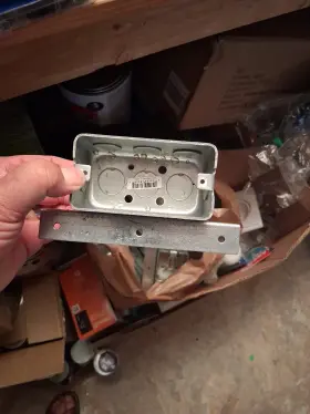 PC-3016108 SOUTHWIRE Rectangle Steel Utility Handy Box
