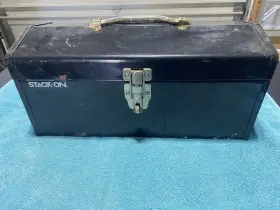 J7809 STACK-ON Rusty Fleet Farm Steel Tool Box