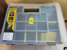 STST14026 STANLEY Sortmaster Grande Compartments Lock Lid