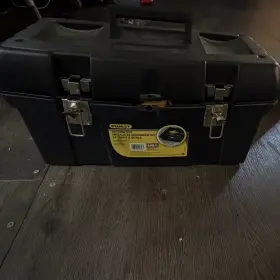 STST18452 STANLEY Tool Box Handle Lockable