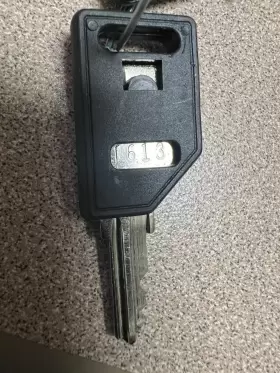 T613 TEKNION File Cabinet Key Office Furniture #2