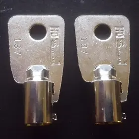 R00-R19 YUKON Tool Chests Key